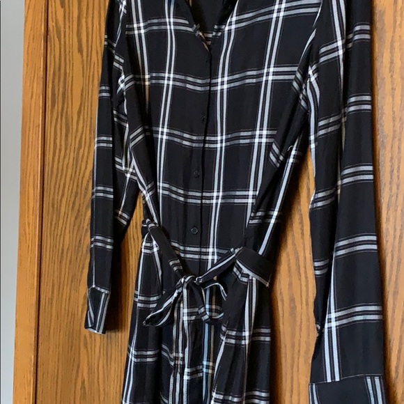 Long sleeve button down dress - Picture 3 of 3